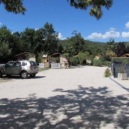Les Chalets Du Verger Des Ascarines Corneilla-de-Conflent Kültér fotó