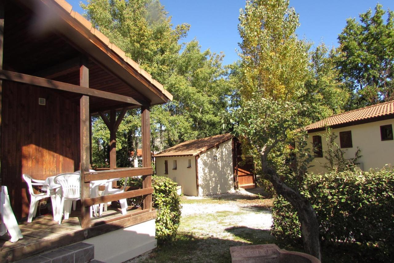 Les Chalets Du Verger Des Ascarines Corneilla-de-Conflent Kültér fotó