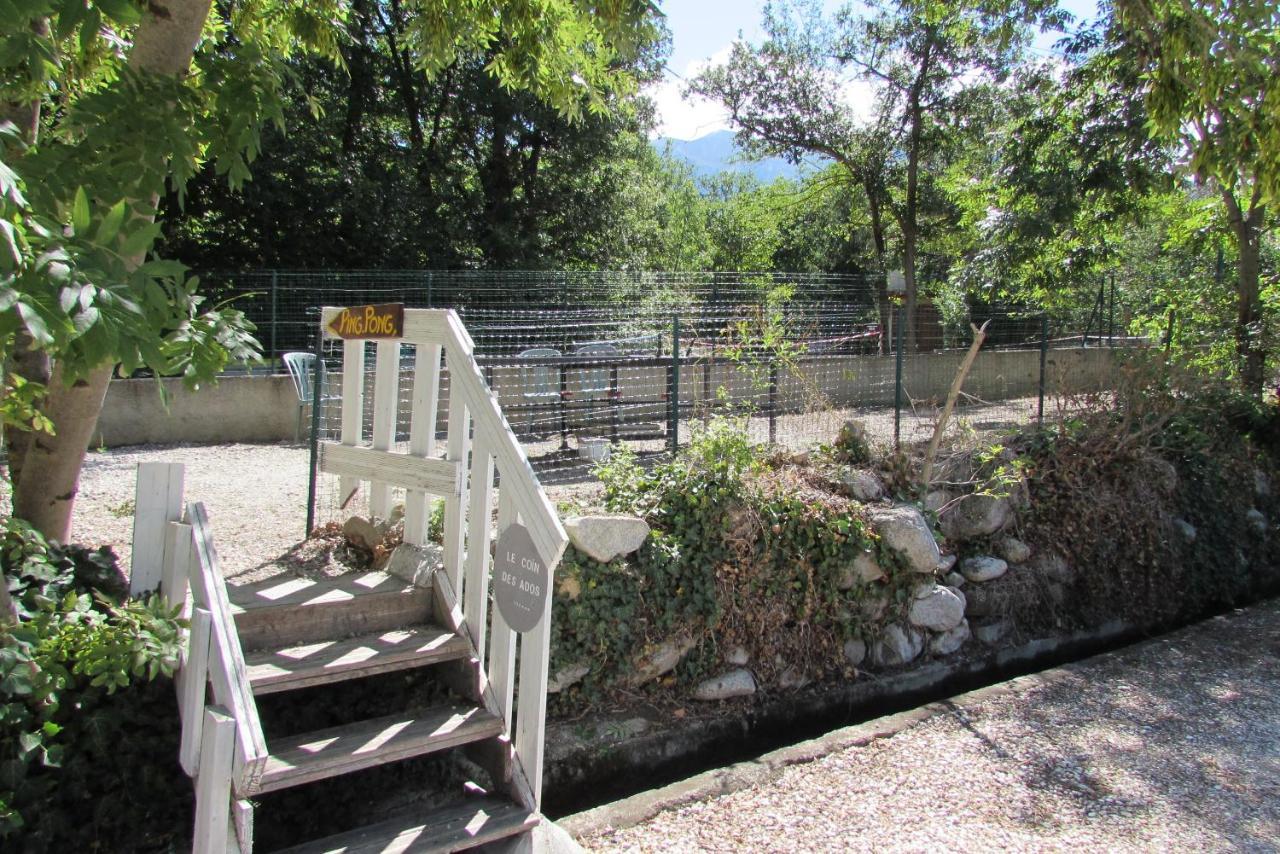 Les Chalets Du Verger Des Ascarines Corneilla-de-Conflent Kültér fotó